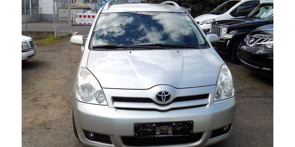 Toyota Corolla Verso 250.000 km 2.300 &euro; Erlensee 63526