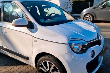 Renault Twingo 63.000 km 6.700 &euro; Frankfurt 65936