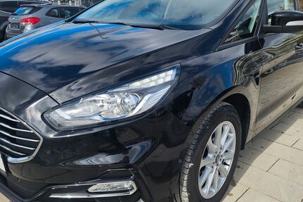 Ford S-Max 139.000 km 17.450 &euro; Aschaffenburg 63741