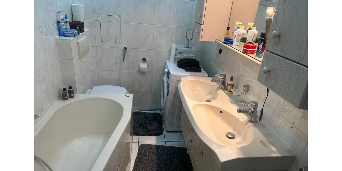 Etagenwohnung Frankfurt am Main Nied - 3 Zimmer, 86 m&sup2;, 1.400&euro; | Angebot:25853910