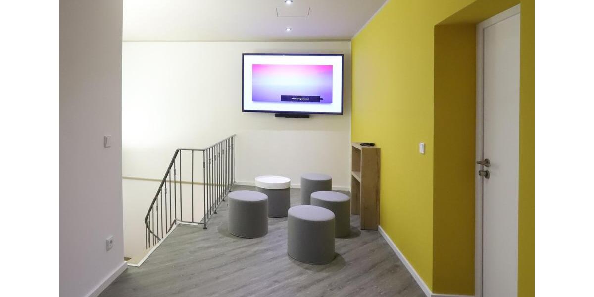 Erdgeschoßwohnung Frankfurt am Main Sachsenhausen - 4 Zimmer, 288 m&sup2;, 2.200&euro; | Angebot:25437227