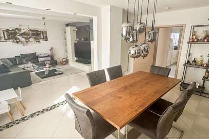 Haus Frankfurt am Main Sossenheim - 5 Zimmer, 133 m&sup2;, 629.000&euro; | Angebot:25839330