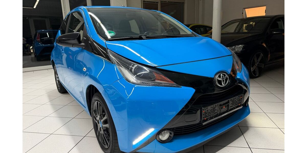 Toyota Aygo (X) 136.977 km 6.655 &euro; NEU ISENBURG 63263