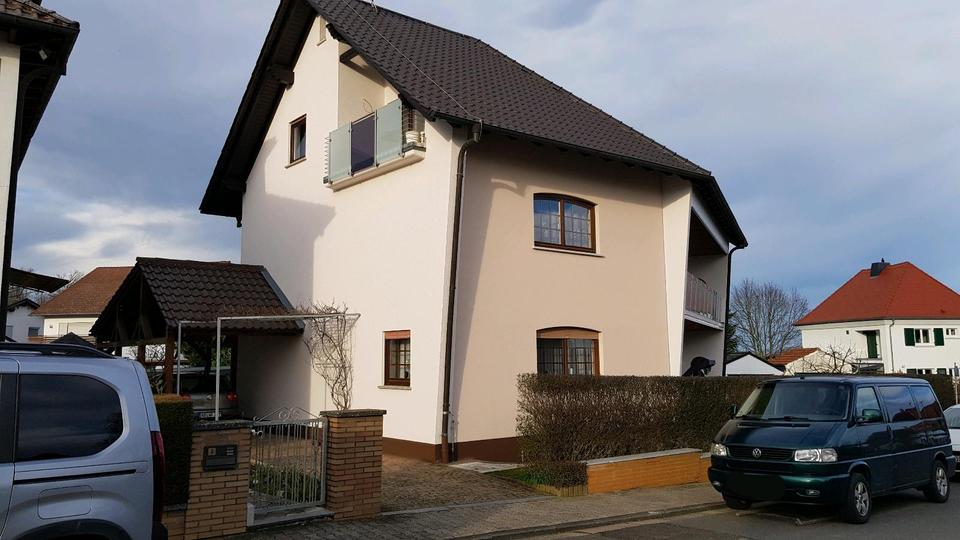Dachgeschoßwohnung Schaafheim - 4 Zimmer, 89 m&sup2;, 975&euro; | Angebot:26425609