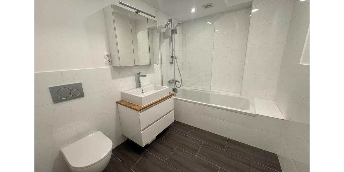 Etagenwohnung Frankfurt am Main Bornheim - 4 Zimmer, 110 m&sup2;, 2.600&euro; | Angebot:24899283