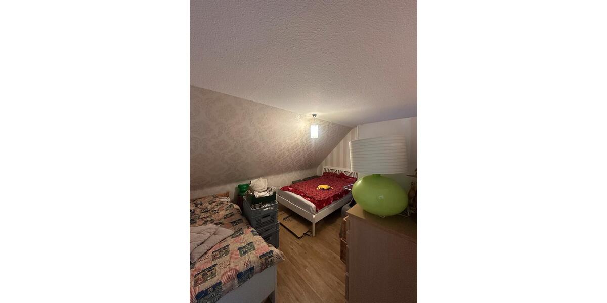 Dachgeschoßwohnung Florstadt - 3 Zimmer, 70 m&sup2;, 750&euro; | Angebot:25960518