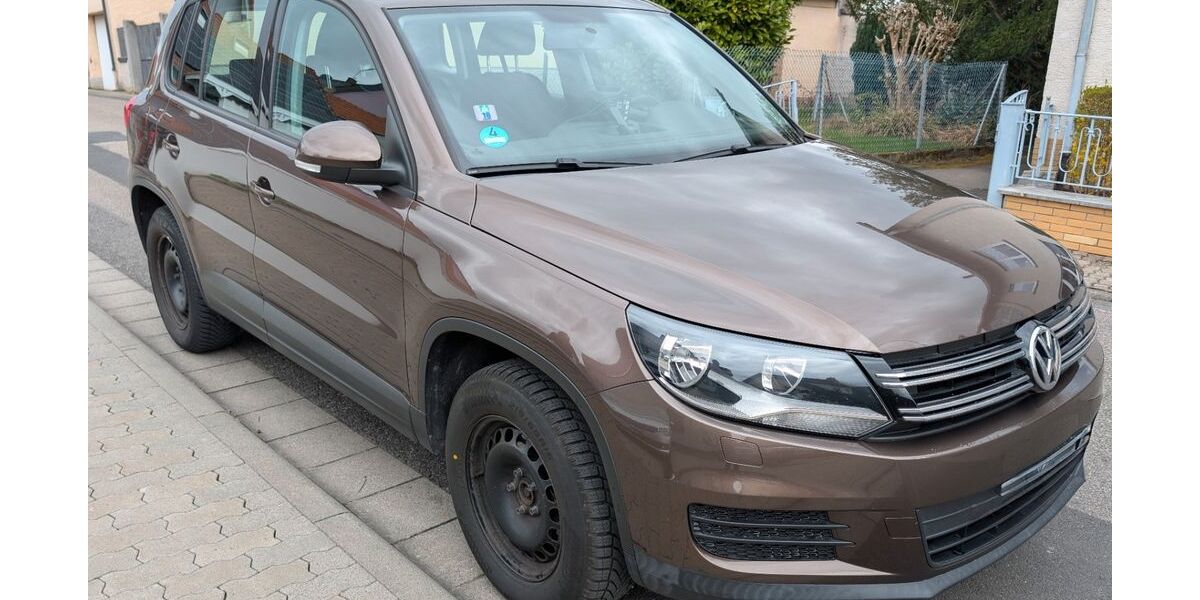 VW Tiguan 258.000 km 6.900 &euro; Niedernberg 63843