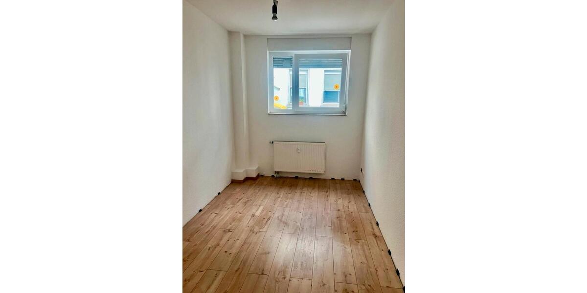 Erdgeschoßwohnung Offenbach am Main - 4 Zimmer, 105 m&sup2;, 1.350&euro; | Angebot:25299361