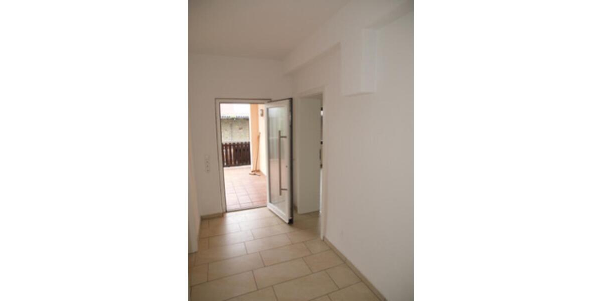 Erdgeschoßwohnung Glauburg - 2 Zimmer, 72 m&sup2;, 700&euro; | Angebot:25396555