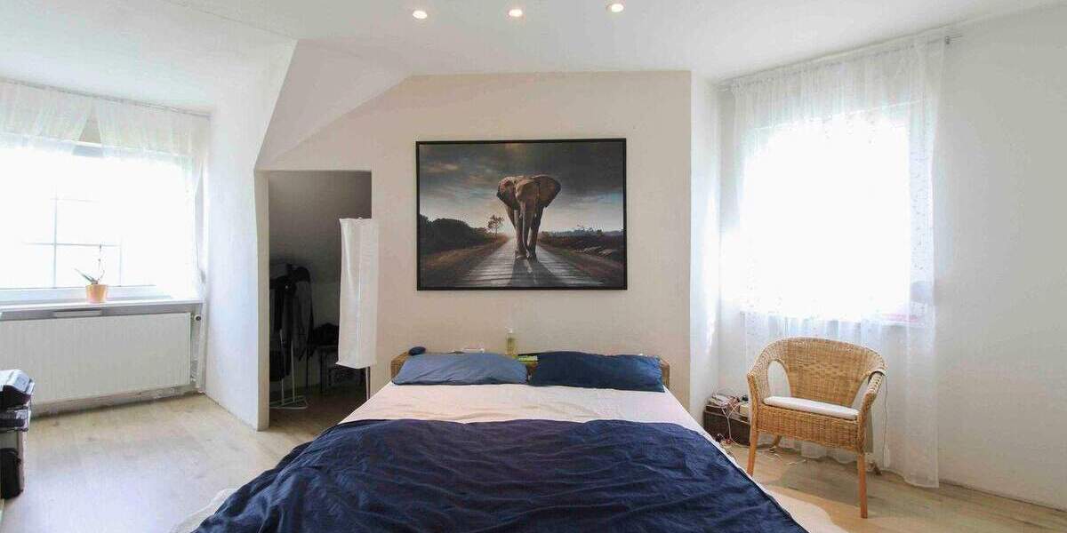 Mehrfamilienhaus, Wohnhaus Büdingen Rinderbügen - 8 Zimmer, 271.000&euro; | Angebot:25718939