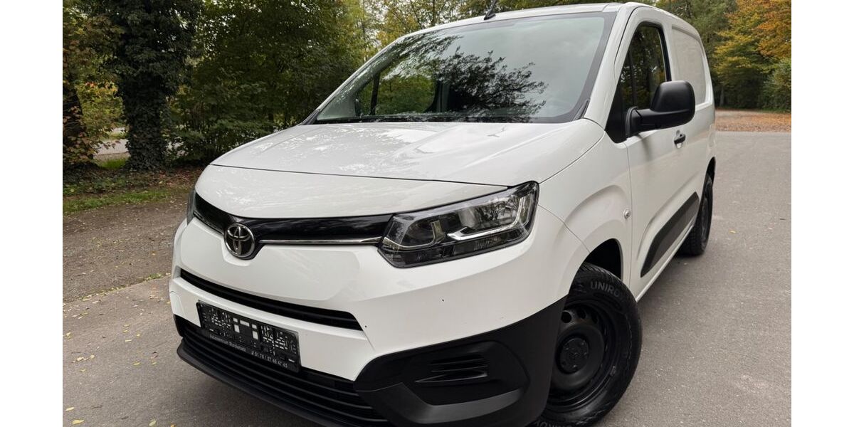 Toyota Proace (Verso) 100.000 km 11.990 &euro; Stockstadt 63811