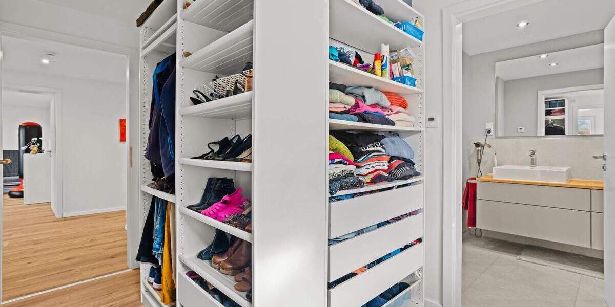 Einfamilienhaus Gelnhausen - 6 Zimmer, 196 m&sup2;, 875.000&euro; | Angebot:25685338