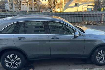 Mercedes-Benz GLC 250 57.800 km 28.300 &euro; Frankfurt 60528