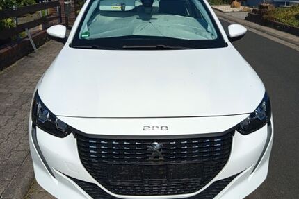 Peugeot 208 89.000 km 14.000 &euro; Nidderau 61130