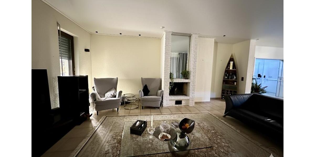 Erdgeschoßwohnung Frankfurt am Main Bergen-Enkheim - 4 Zimmer, 152 m&sup2;, 1.980&euro; | Angebot:23398170