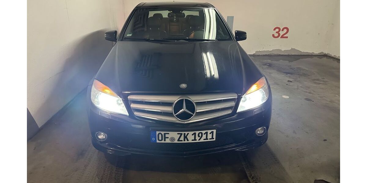 Mercedes-Benz C 320 318.000 km 9.000 &euro; Mühlheim am Main 63165