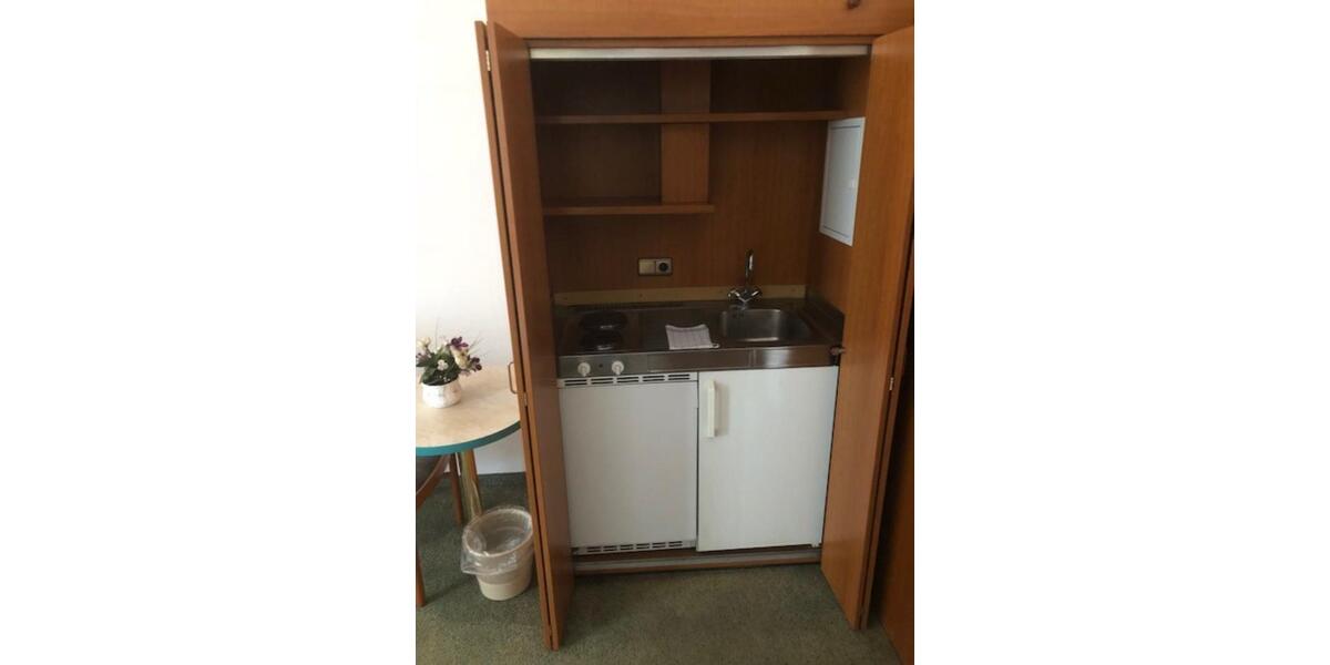 Etagenwohnung Frankfurt am Main Nord-Ost - 1 Zimmer, 20 m&sup2;, 650&euro; | Angebot:25960490