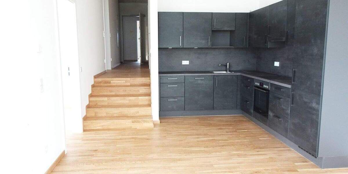 Terrassenwohnung Frankfurt am Main Schwanheim - 3 Zimmer, 104 m&sup2;, 1.900&euro; | Angebot:25815069