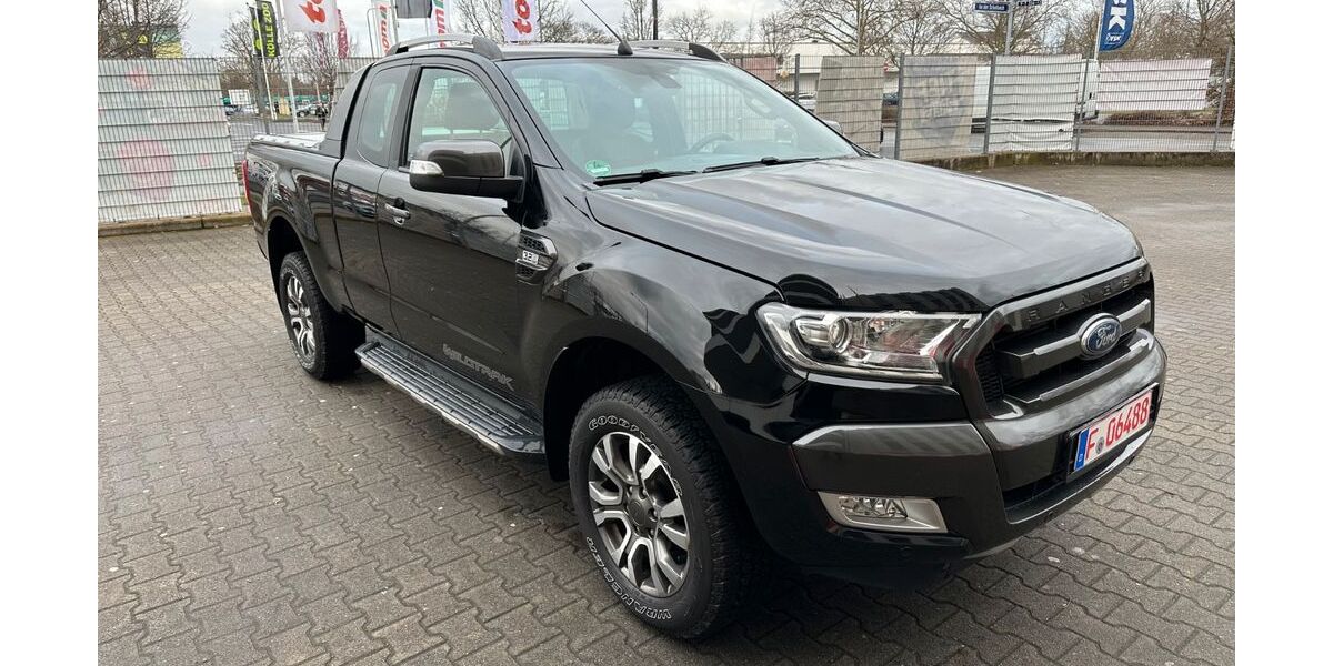 Ford Ranger 89.860 km 23.400 &euro; Frankfurt/Main 65933