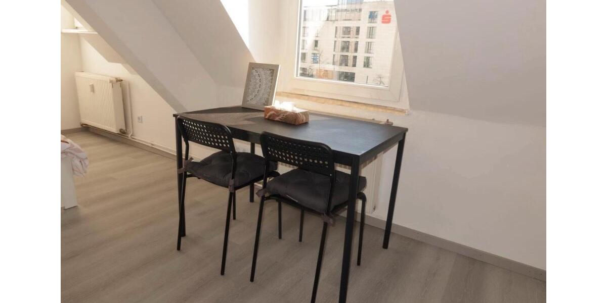 Dachgeschoßwohnung Offenbach am Main - 1 Zimmer, 28 m&sup2;, 700&euro; | Angebot:24856508