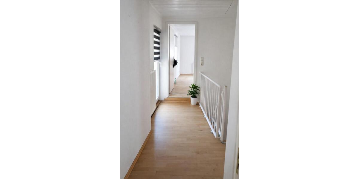 Einfamilienhaus Ranstadt - 4 Zimmer, 87 m&sup2;, 850&euro; | Angebot:25893532