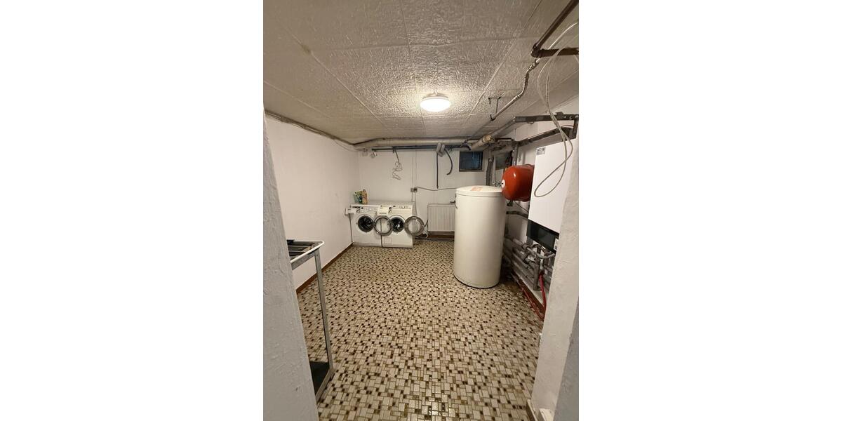 Mehrfamilienhaus, Wohnhaus Obertshausen - 6 Zimmer, 160 m&sup2;, 2.100&euro; | Angebot:26016675