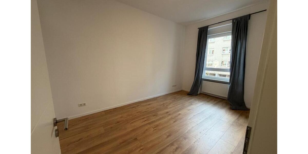 Etagenwohnung Frankfurt am Main Nordend West - 3 Zimmer, 80 m&sup2;, 1.500&euro; | Angebot:25752445