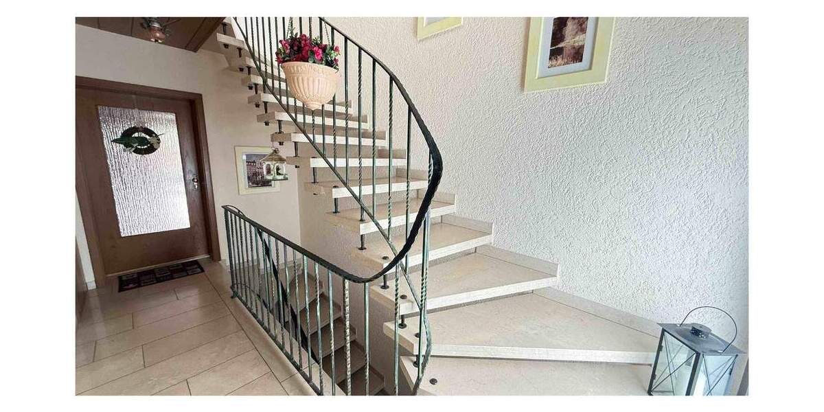 Mehrfamilienhaus, Wohnhaus Aschaffenburg Leider - 7 Zimmer, 296 m&sup2;, 1.450.000&euro; | Angebot:25681419