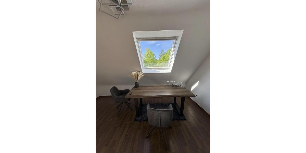 Dachgeschoßwohnung Hanau - 2 Zimmer, 50 m&sup2;, 500&euro; | Angebot:26372964