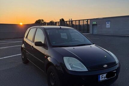 Ford Fiesta 234.500 km 800 &euro; Frankfurt am Main 65933