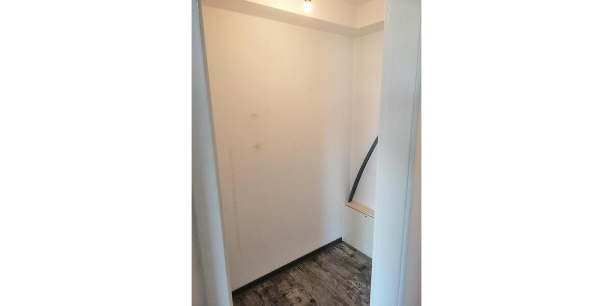 Etagenwohnung Aschaffenburg Damm - 2 Zimmer, 47 m&sup2;, 575&euro; | Angebot:25864841