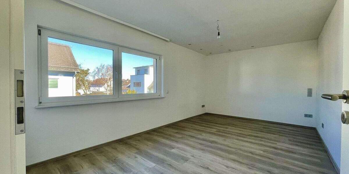 Einfamilienhaus Bad Homburg Ober-Erlenbach - 1 Zimmer, 322 m&sup2;, 3.400&euro; | Angebot:25691126