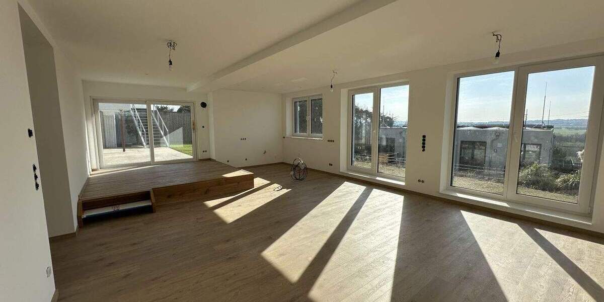 Etagenwohnung Karben Klein-Karben - 4 Zimmer, 170 m&sup2;, 2.050&euro; | Angebot:25665203