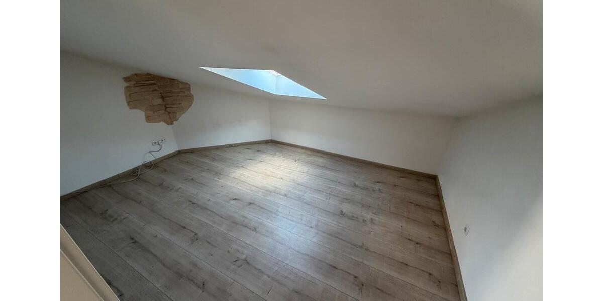 Etagenwohnung Kelsterbach - 4 Zimmer, 90 m&sup2;, 1.700&euro; | Angebot:25960484