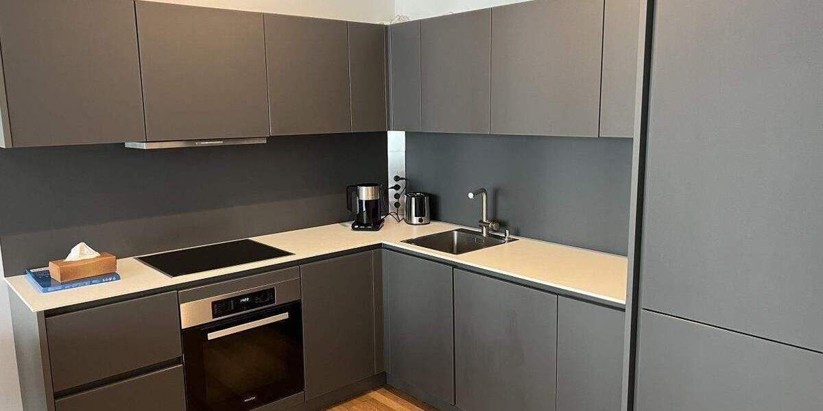 Etagenwohnung Frankfurt am Main Innenstadt - 2 Zimmer, 71 m&sup2;, 645.000&euro; | Angebot:25695560