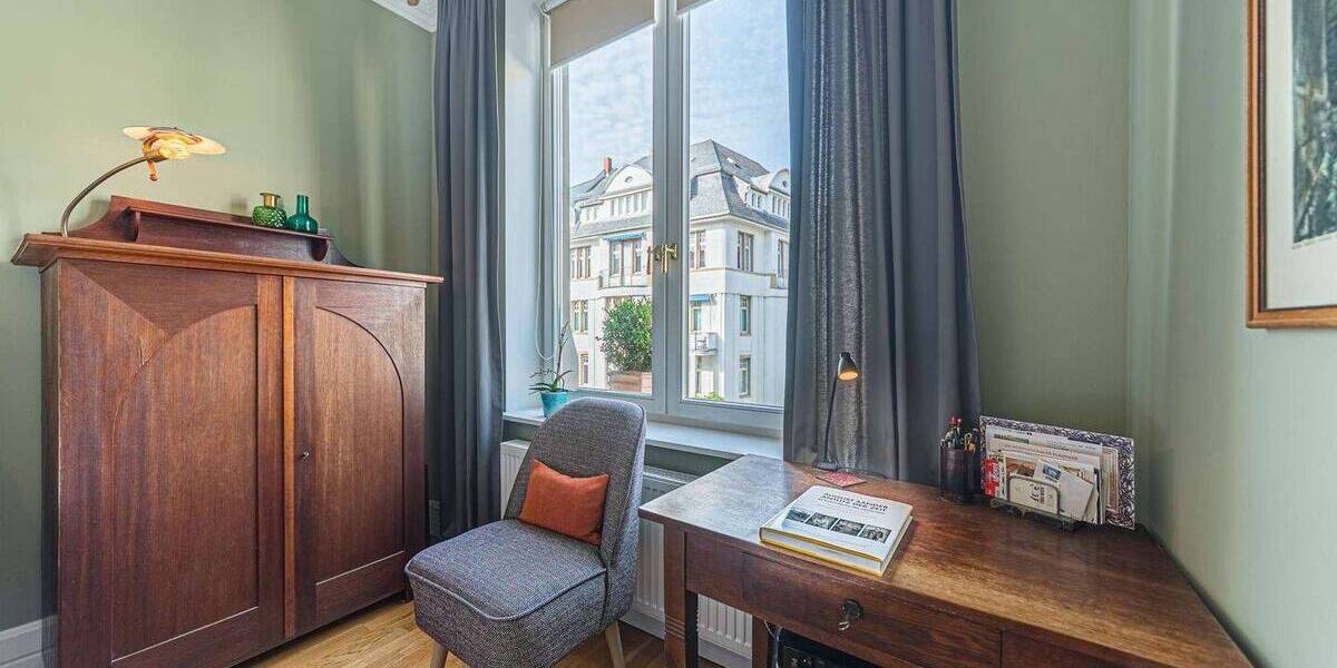 Etagenwohnung Frankfurt am Main Sachsenhausen - 2 Zimmer, 56 m&sup2;, 2.090&euro; | Angebot:26824536