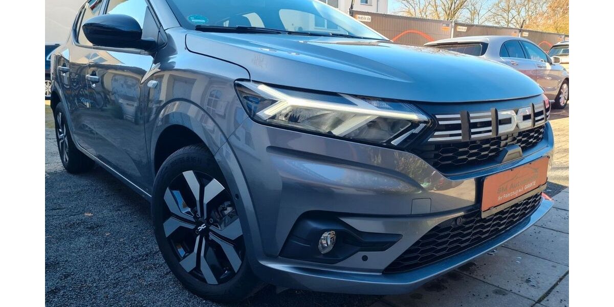 Dacia Sandero 5.400 km 16.899 &euro; Erlensee 63526