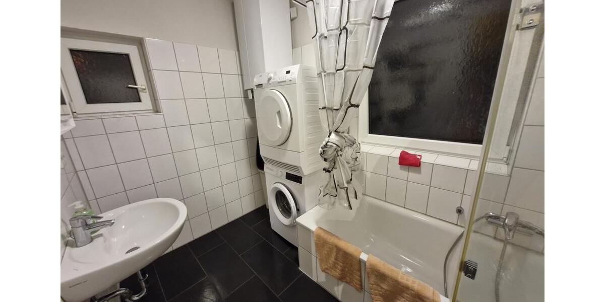 Etagenwohnung Frankfurt am Main Rödelheim - 15 Zimmer, 150 m&sup2;, 590&euro; | Angebot:25923530