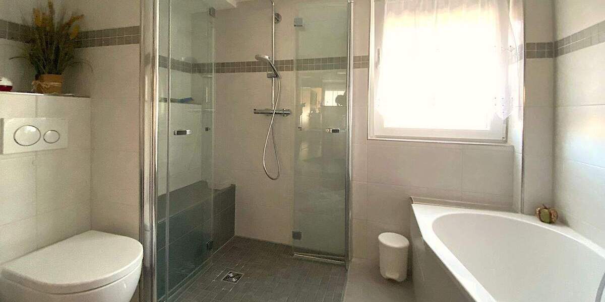 Mehrfamilienhaus, Wohnhaus Ortenberg Lißberg - 1 Zimmer, 331 m&sup2;, 490.000&euro; | Angebot:25696642