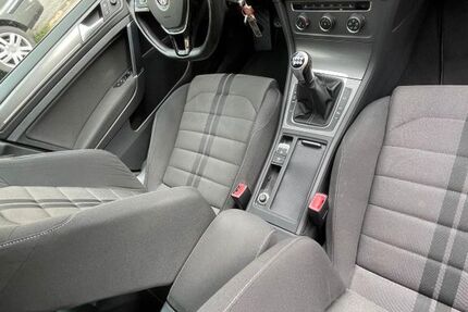 VW Golf 157.000 km 7.777 &euro; Dreieich 63303
