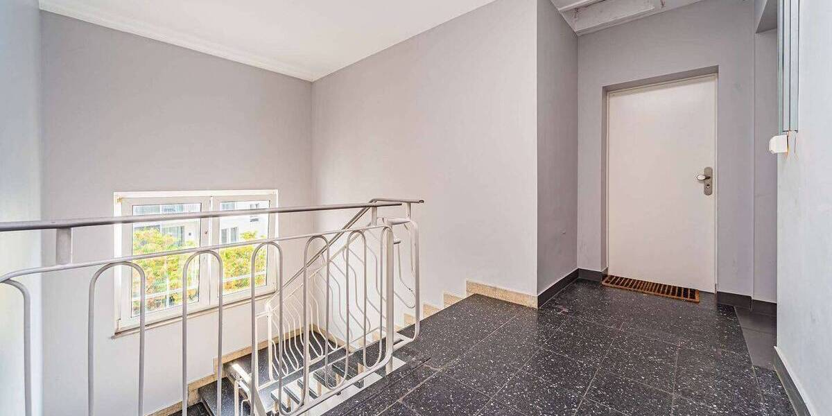 Etagenwohnung Frankfurt am Main Bahnhofsviertel - 2 Zimmer, 55 m&sup2;, 1.580&euro; | Angebot:26154035