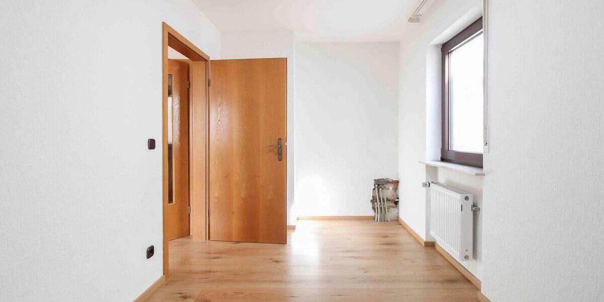 Einfamilienhaus Frankfurt am Main Seckbach - 2 Zimmer, 329.000&euro; | Angebot:26016965