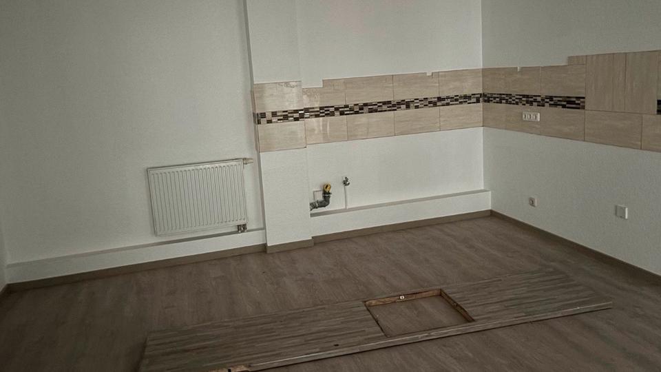 Etagenwohnung Büdingen - 5 Zimmer, 176 m&sup2;, 1.975&euro; | Angebot:25067101
