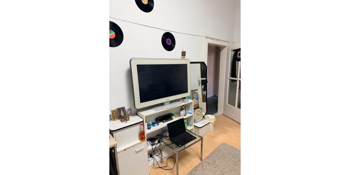 Erdgeschoßwohnung Frankfurt am Main Gutleutviertel - 2 Zimmer, 90 m&sup2;, 380&euro; | Angebot:27618640