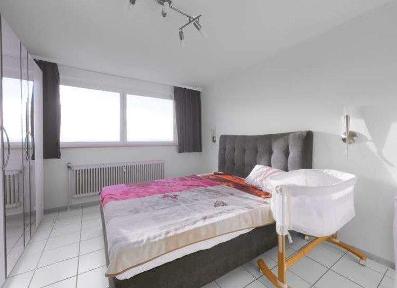 Etagenwohnung Frankfurt am Main Eckenheim - 3 Zimmer, 84 m&sup2;, 360.000&euro; | Angebot:25690977