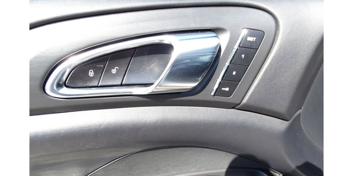 Porsche Cayenne S 4,2l Diesel Pano, Navi, 21 Zoll, Standhe 229.443 km 23.490 &euro; Rodgau 63110