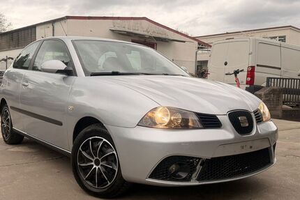 Seat Ibiza 75.500 km 2.700 &euro; Frankfurt am Main 65933