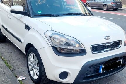 Kia Soul 150.000 km 7.999 &euro; Frankfurt 60438