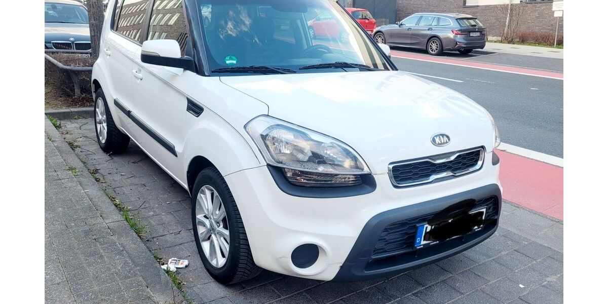 Kia Soul 150.000 km 7.999 &euro; Frankfurt 60438