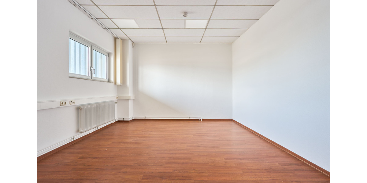 Gewerbeobjekt Friedrichsdorf - 7&euro; | Angebot:23811752